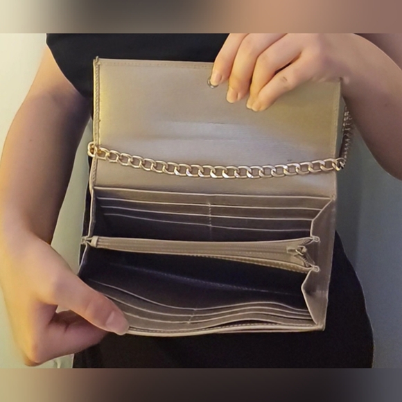 GUCCI HEART💋- Rose Gold Heart GG's - Picture 4 of 9